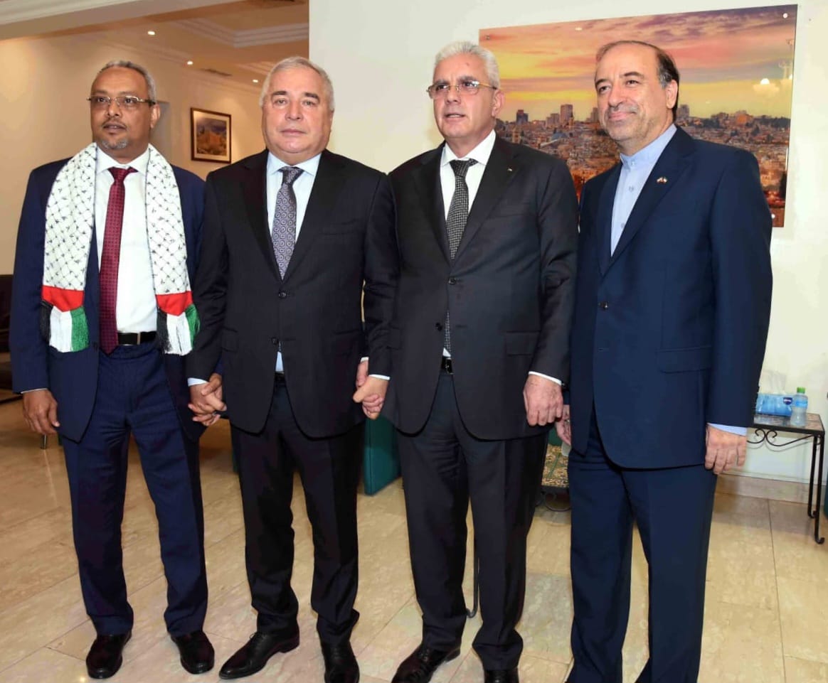مشاركة سعادة السفير في الزيارة التضامنية إلى مقر سفارة دولة فلسطين في الكويت